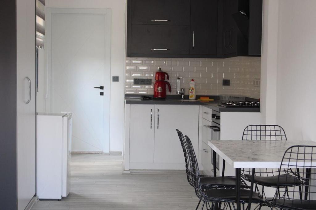 Ferienwohnung Riva Marina Kusadası Exterior foto